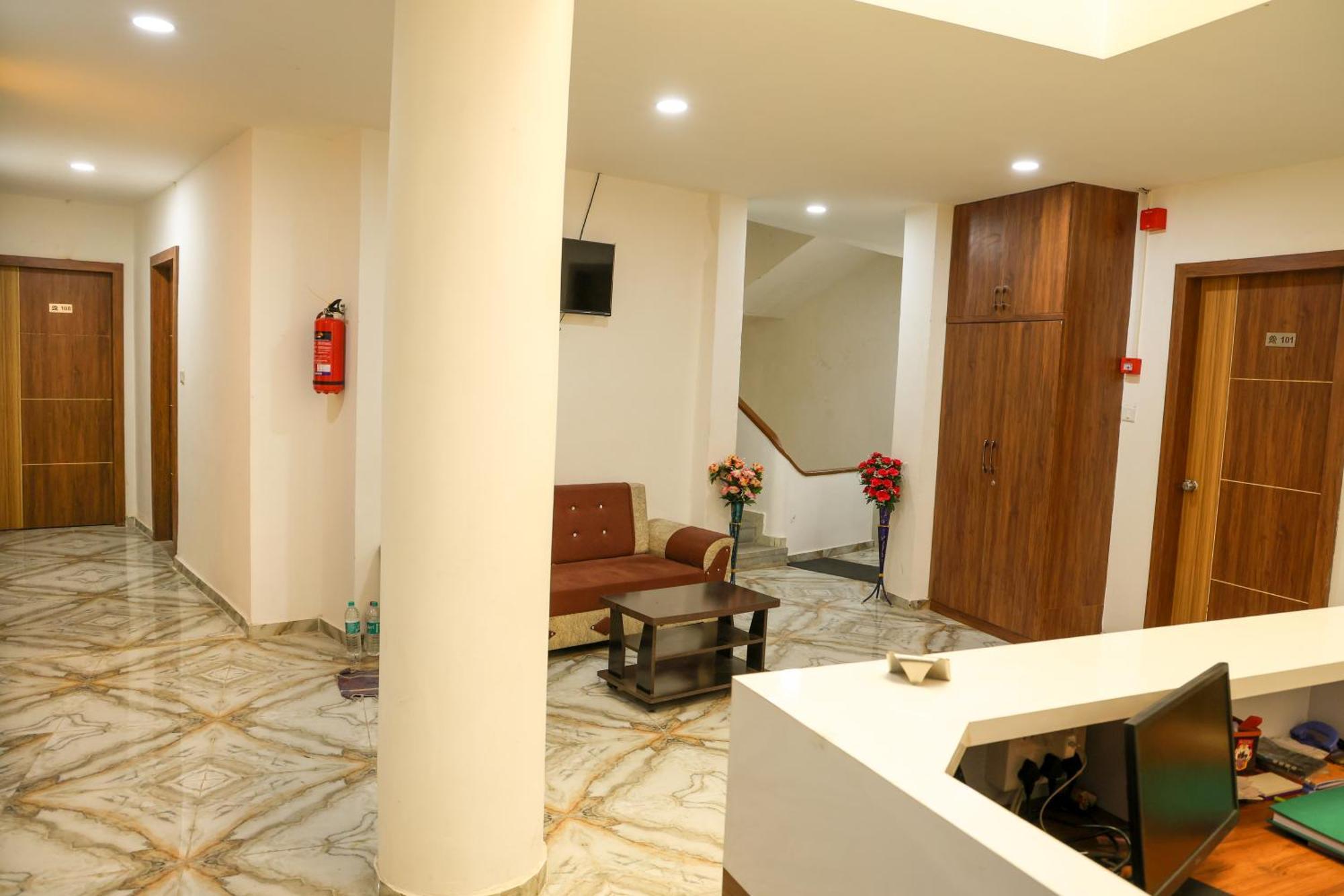 Hotel Aaram Kalupur Ahmedabad Ngoại thất bức ảnh