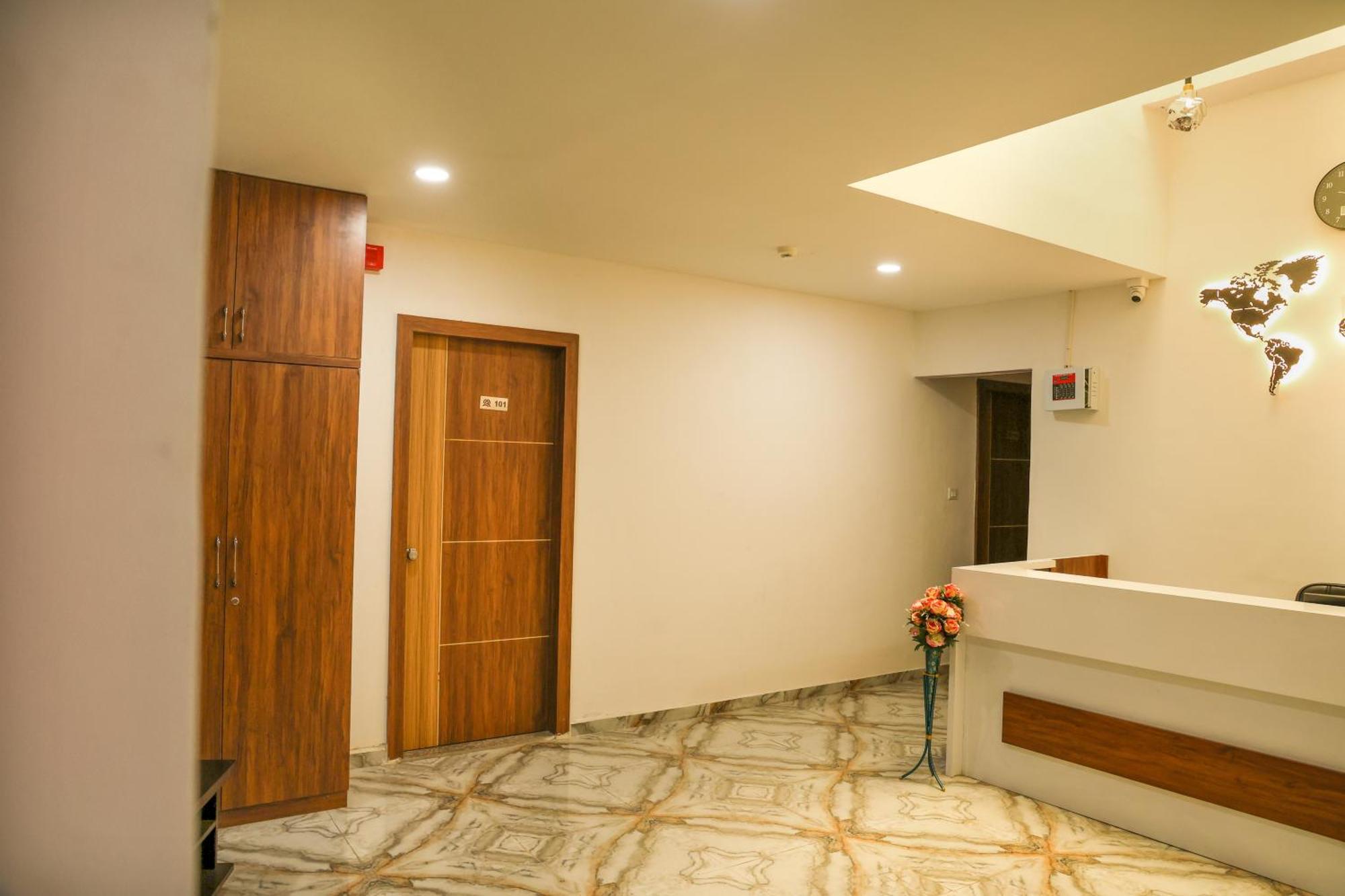 Hotel Aaram Kalupur Ahmedabad Ngoại thất bức ảnh
