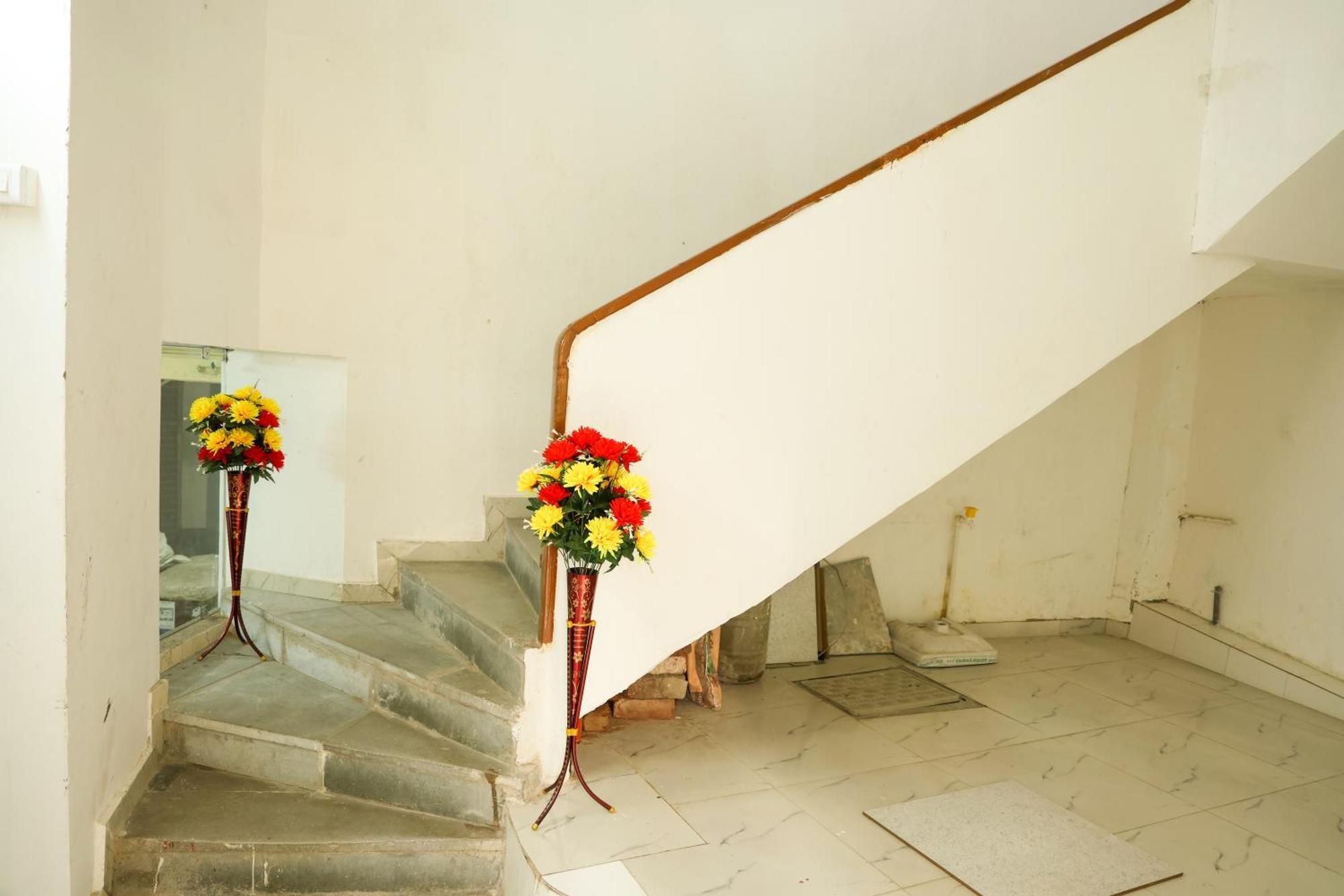 Hotel Aaram Kalupur Ahmedabad Ngoại thất bức ảnh