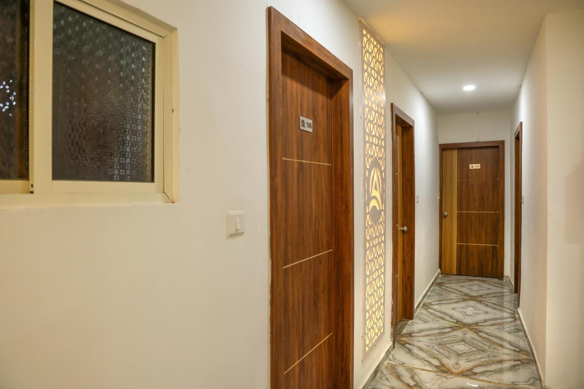 Hotel Aaram Kalupur Ahmedabad Ngoại thất bức ảnh