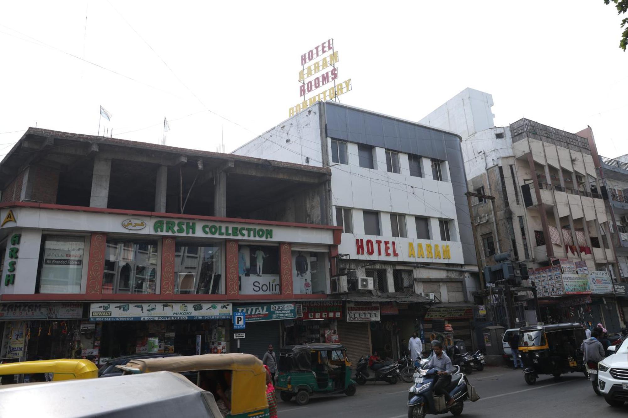 Hotel Aaram Kalupur Ahmedabad Ngoại thất bức ảnh